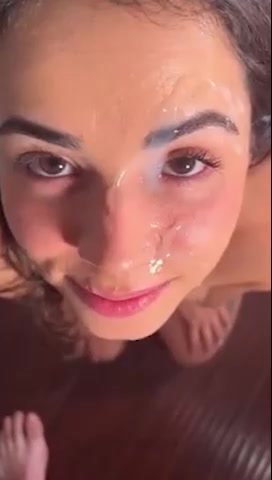 Jameliz / Jellybeanbrains HOT Video Blowjob Cumshot on Face