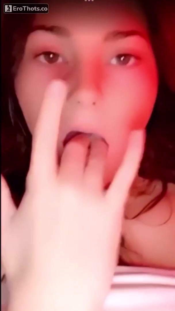 Hehatemads HOT Sextape Finger Sucking Onlyfans Trending