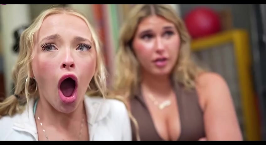 Alice Rosenblum & Julia Filippo HOT Sextape Gang Bang Onlyfans