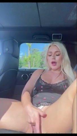 Elle Brooke Squirt Dildo Masturbating Trending Onlyfans Video